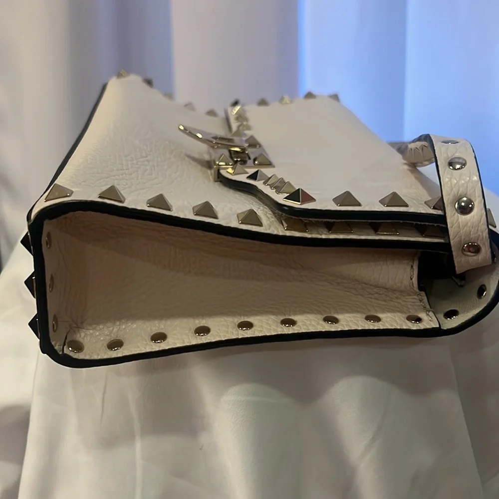 Valentino Garavani Rockstud Crossbody Shoulder Bag Pebble Calf Leather Ivory - Picture 7 of 17